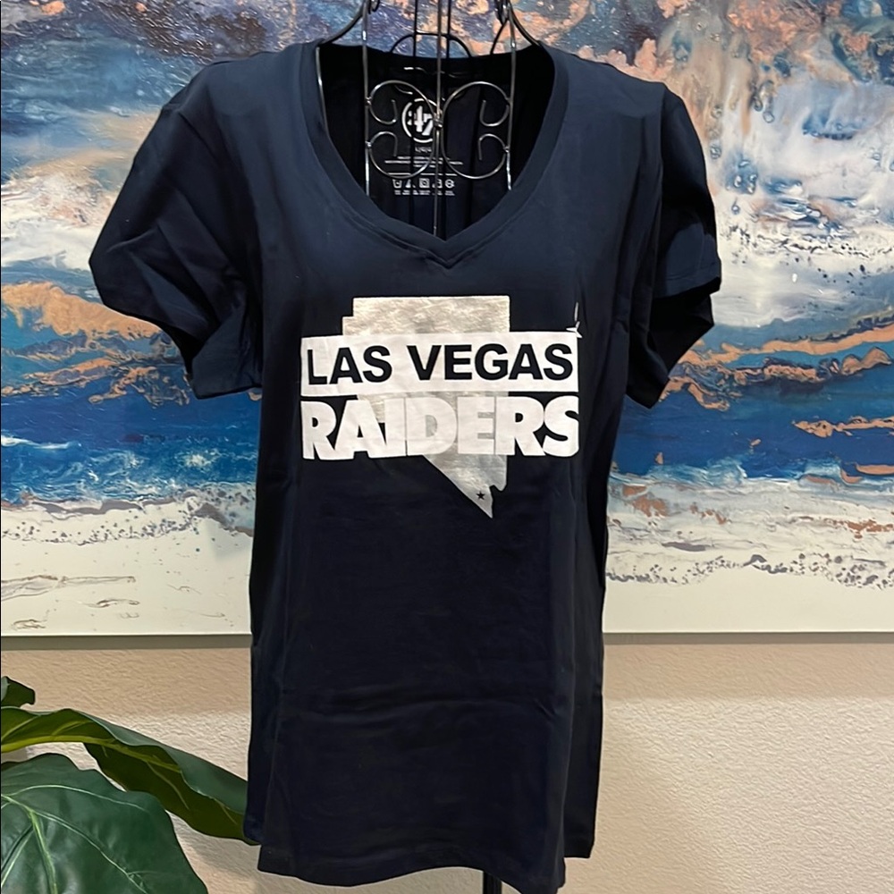 Raiders tee